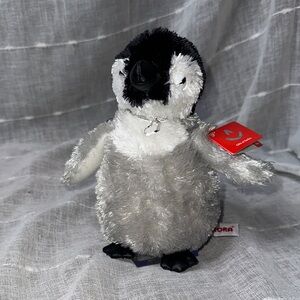 Aurora Mini Flopsie 8" Baby Emperor Penguin Beenie Adorable Choker w/Heart NWT